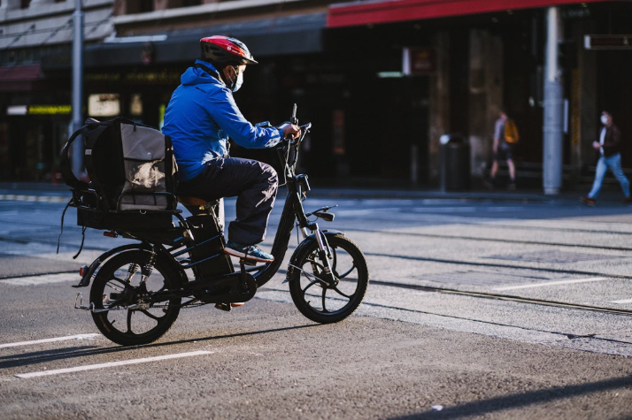 conducteur sur le vélo